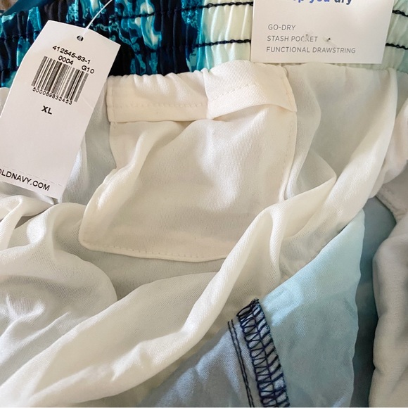 NWT Old Navy Go-Dry Active Shorts - Picture 4 of 5